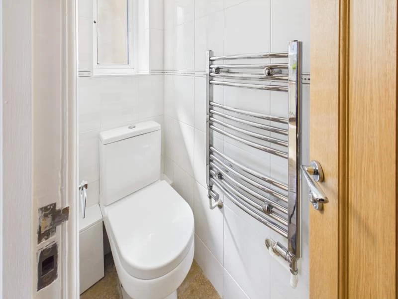 Separate WC