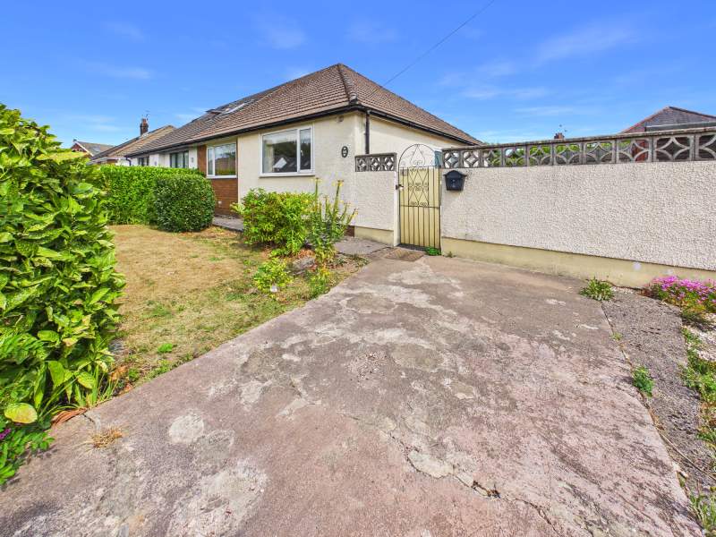 Driveway & Front Garden