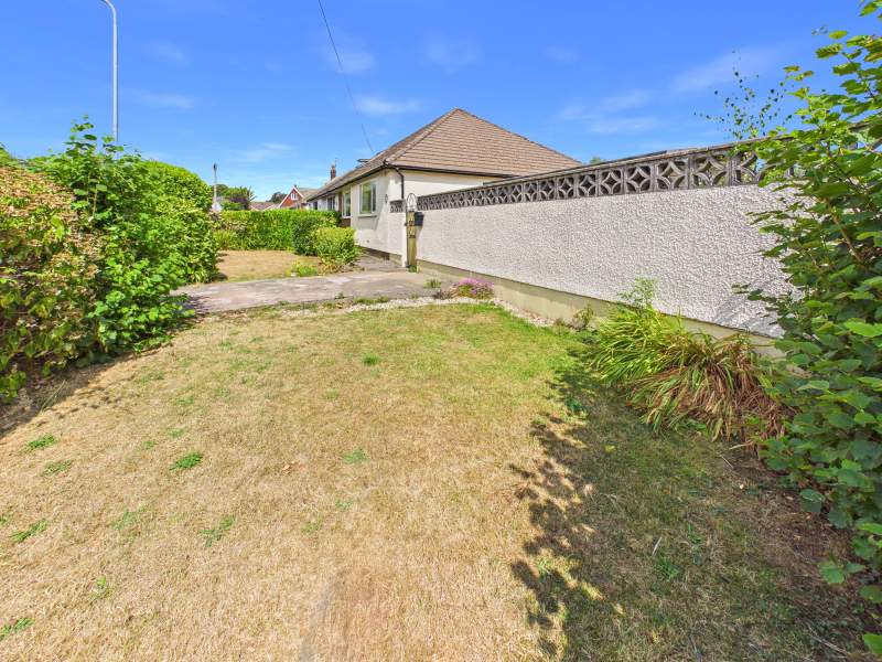 Front Garden 2