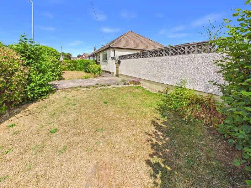 Front Garden 2