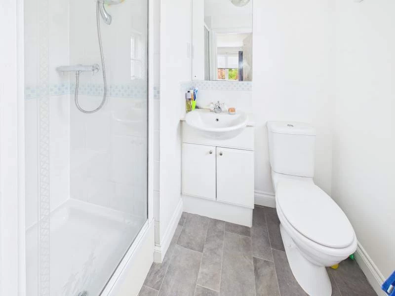 En Suite Shower Room to Bedroom 2