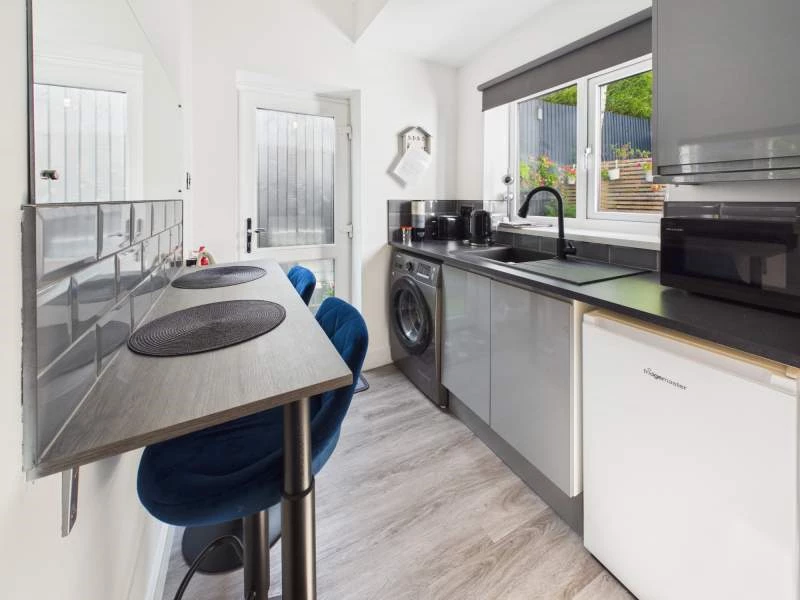 Annexe Kitchen
