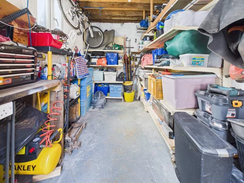 Detached Garage