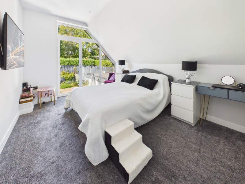 Bedroom 1 with En Suite & Dressing Room