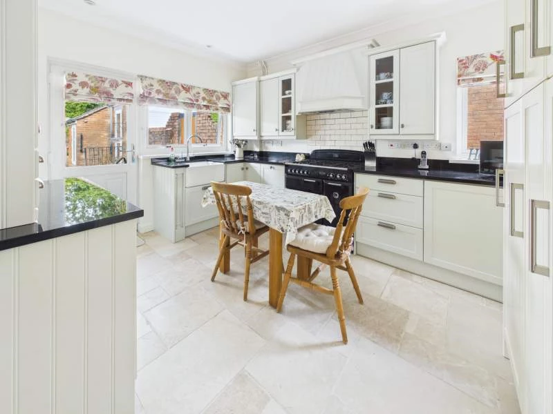 Kitchen/breakfast room