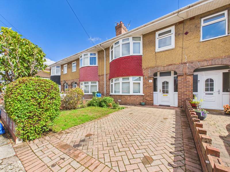 Driveway & Front Garden