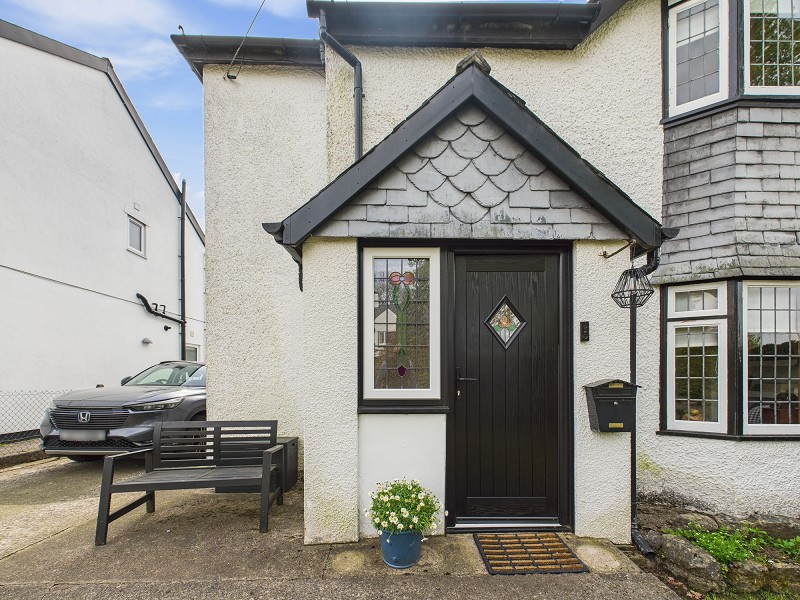 Entrance Porch
