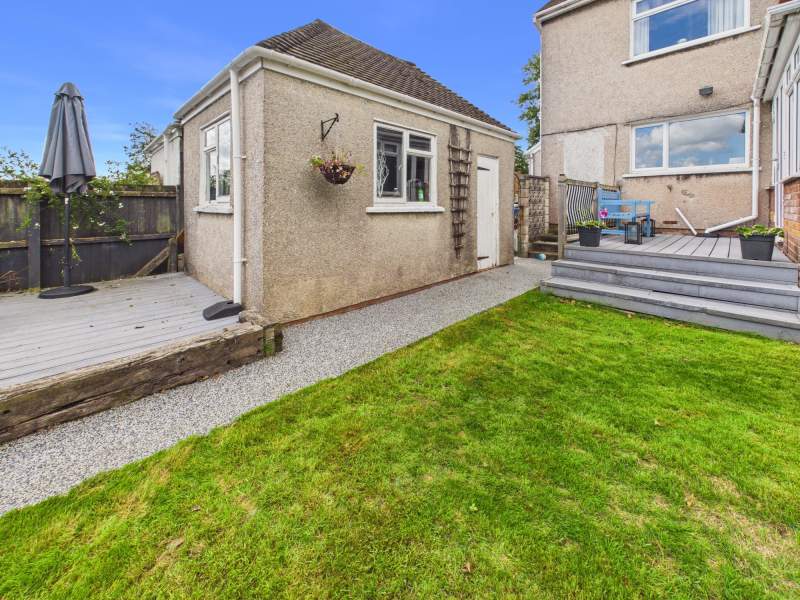 Detached Garage