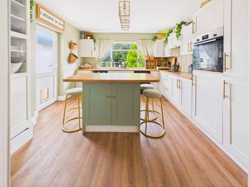 Kitchen/breakfast room