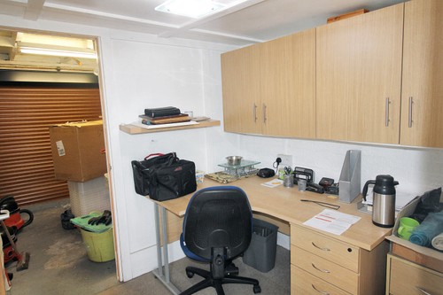Photo 10