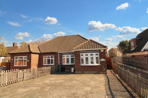 Lodge Lane Romford RM5