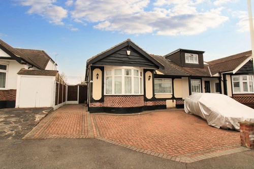 Clyde Way Romford RM1