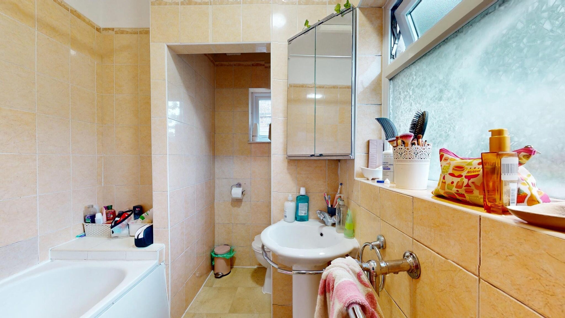Photo 4