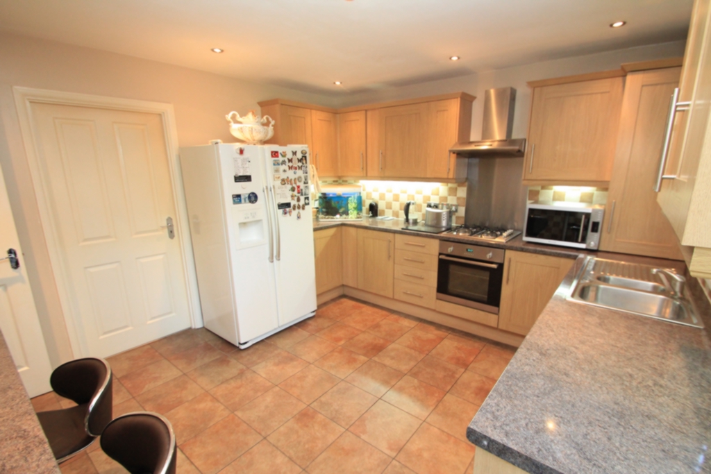 Kitchen 1