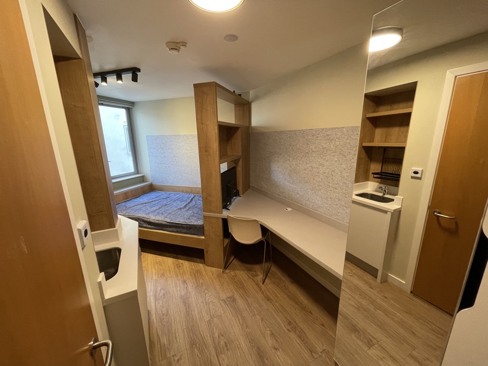 Photo 11