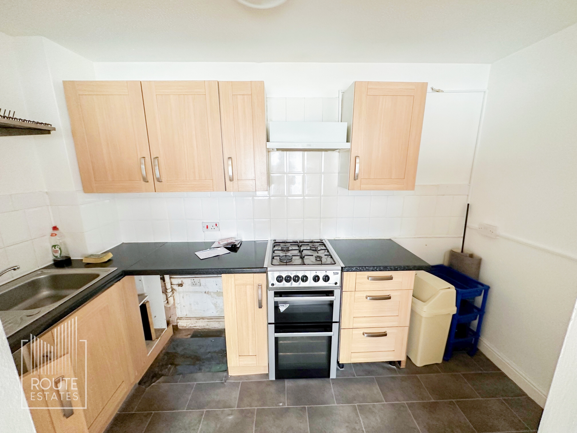 Property To Rent Teresa Gardens, Waltham Cross, EN8 1 Bedroom Flat