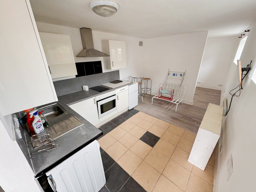 Farndale Avenue Palmers Green London N13