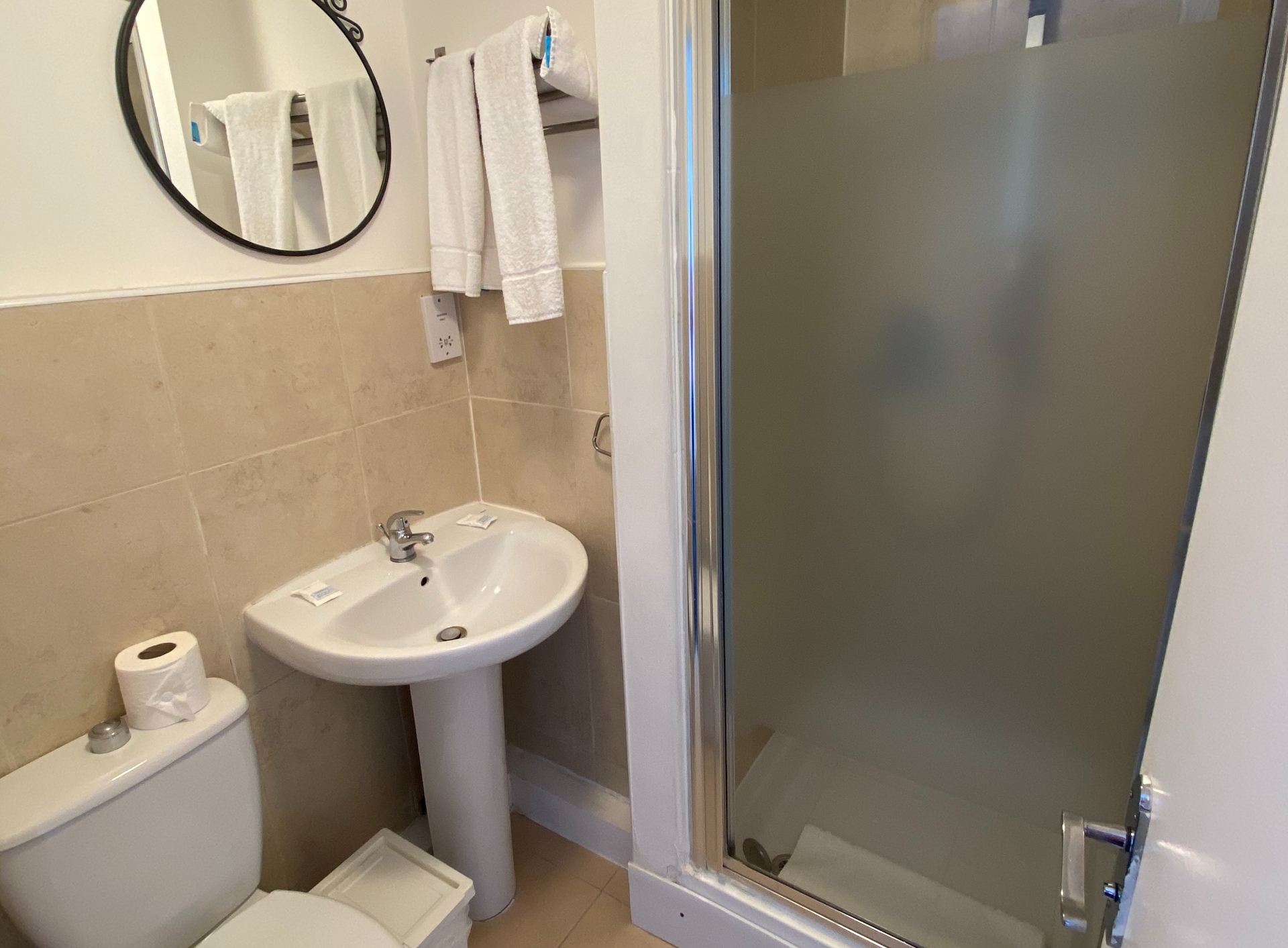 En-Suite Bathroom
