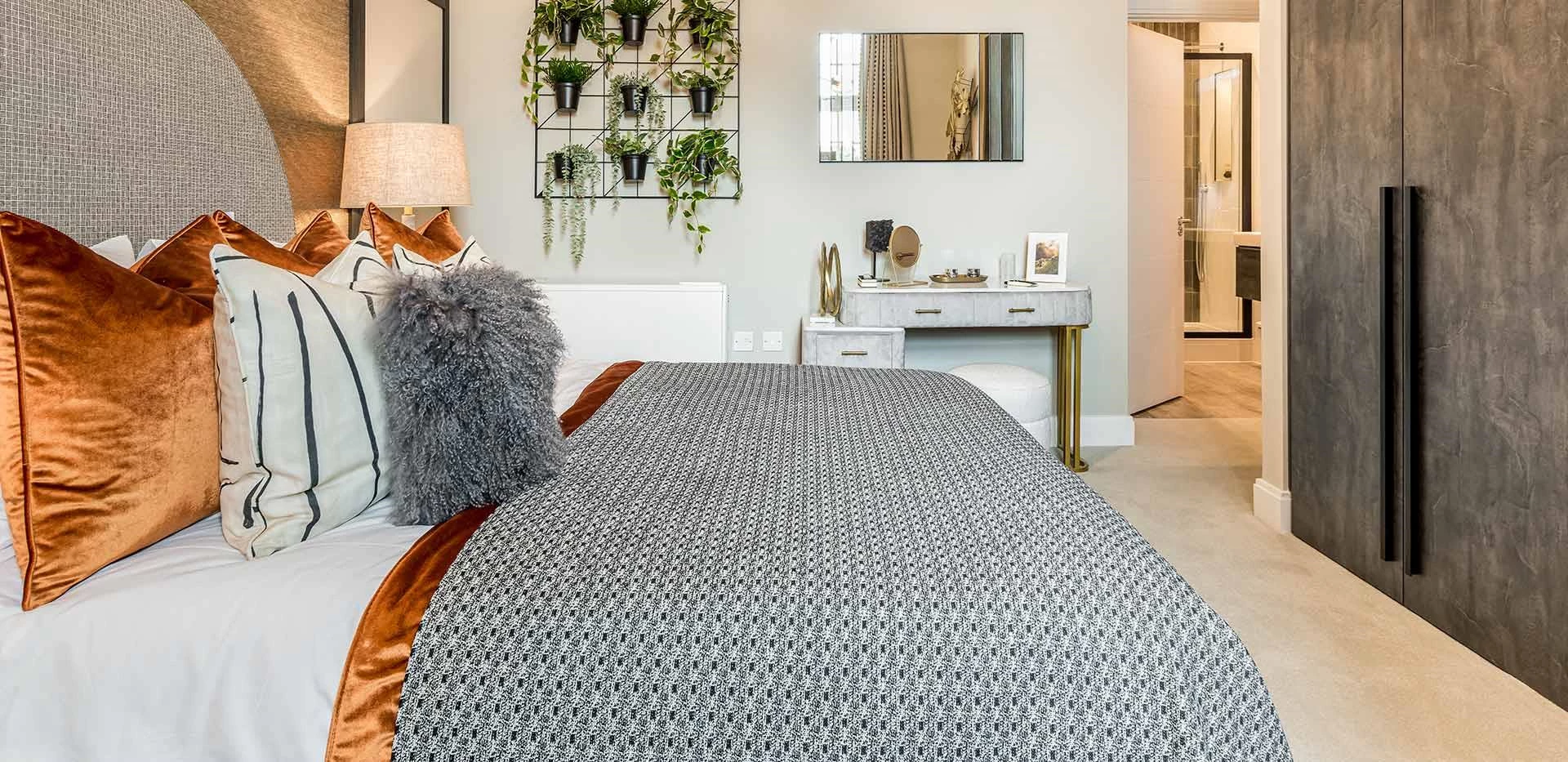 horlicks-quarter_show-apartment-437_bedroom-3_0708