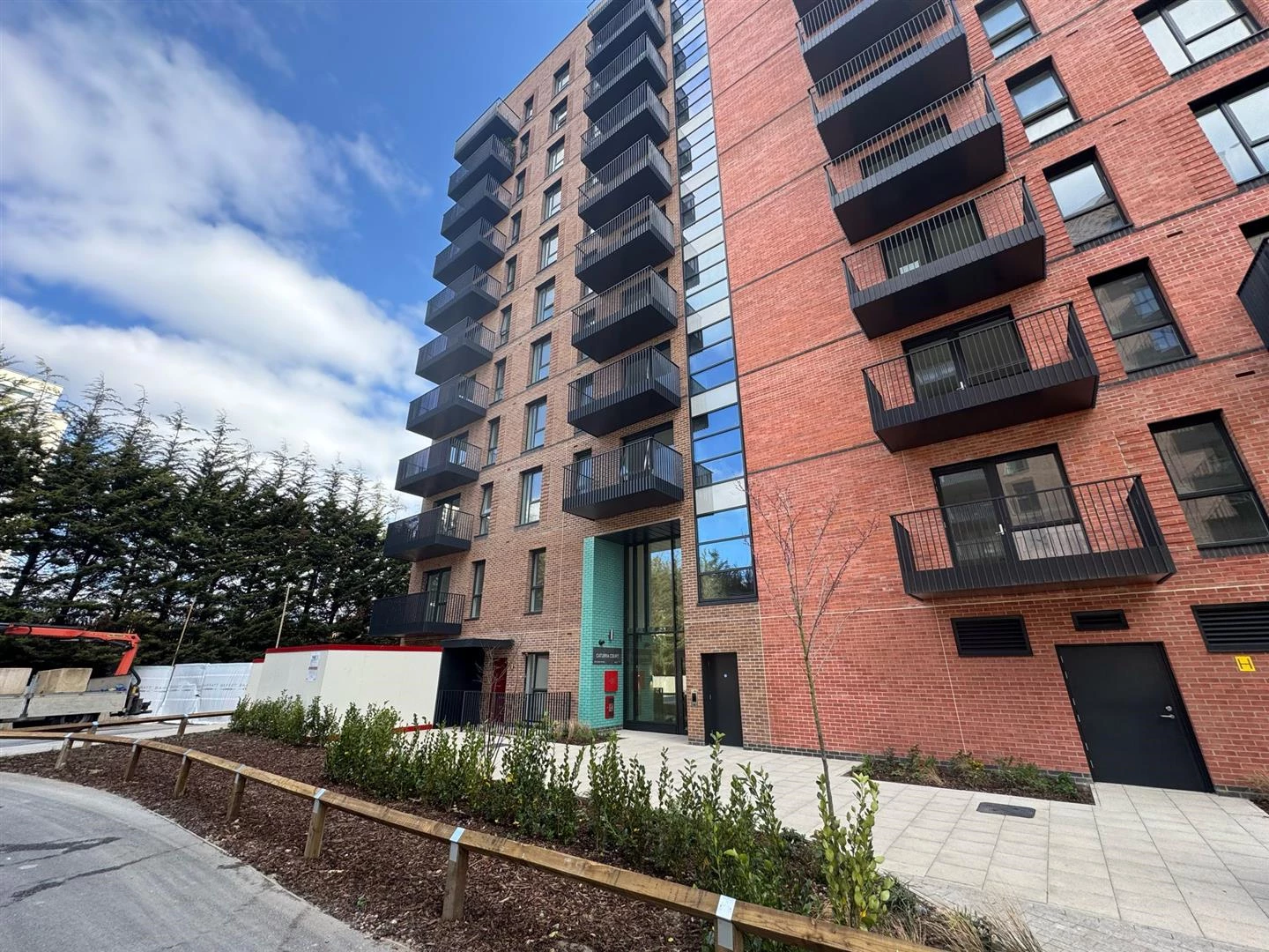 WhatsApp Image 2025-04-09 at 17.23.48 (1).jpeg