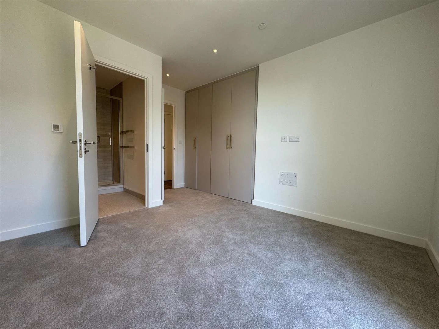 WhatsApp Image 2025-04-03 at 13.13.58 (1).jpeg