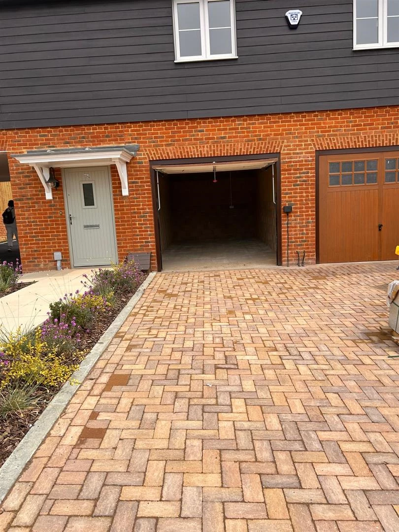 WhatsApp Image 2025-05-29 at 09.27.40 (1).jpeg