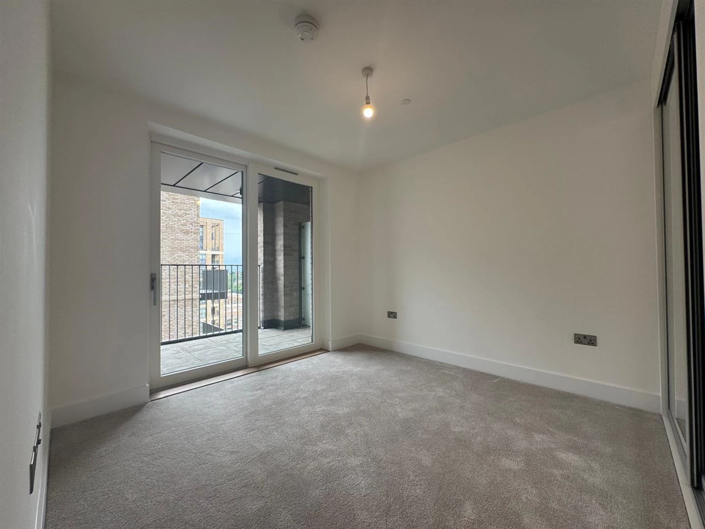 WhatsApp Image 2025-09-15 at 15.09.36 (2).jpeg