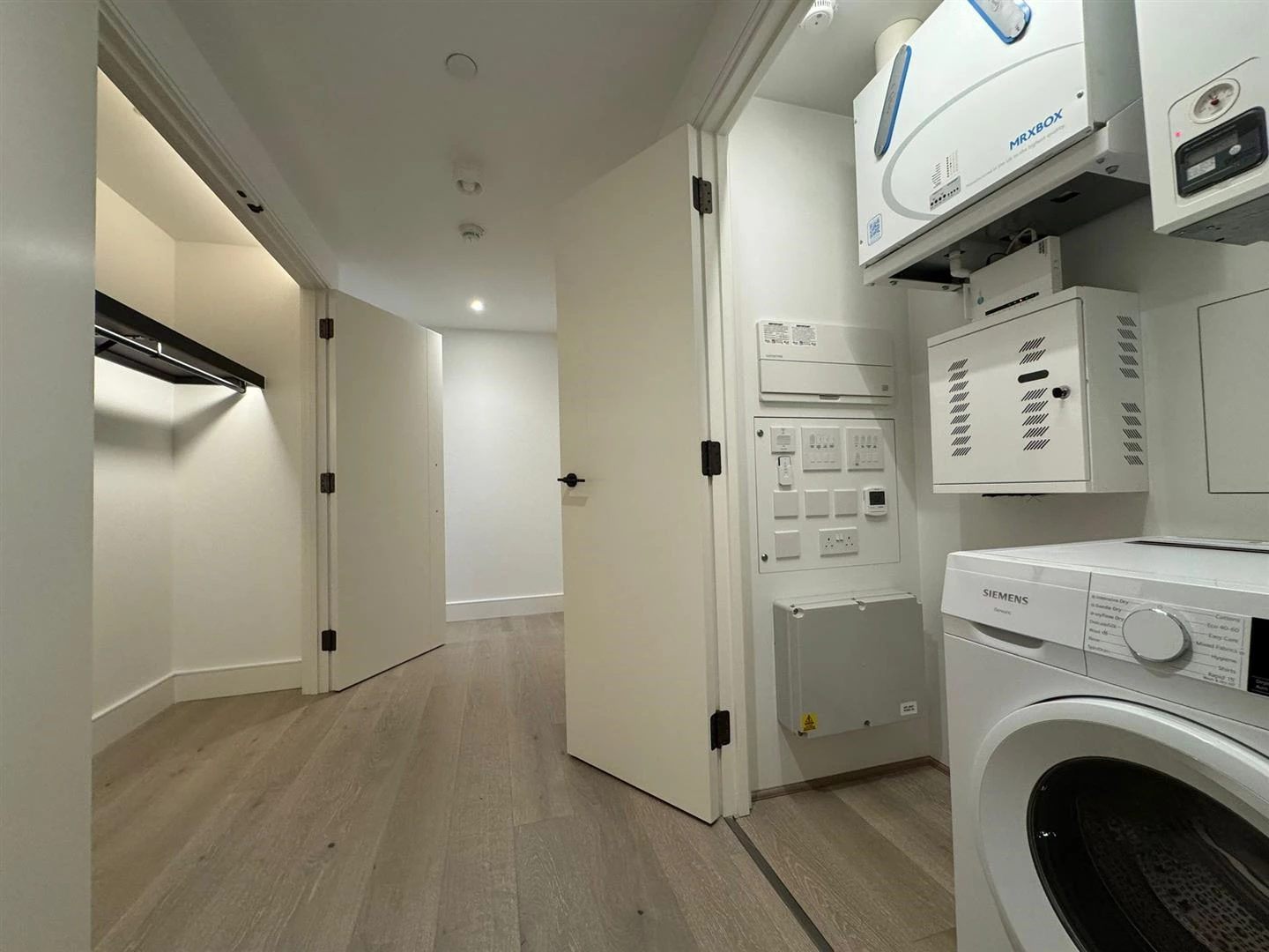 WhatsApp Image 2025-10-16 at 09.15.39.jpeg