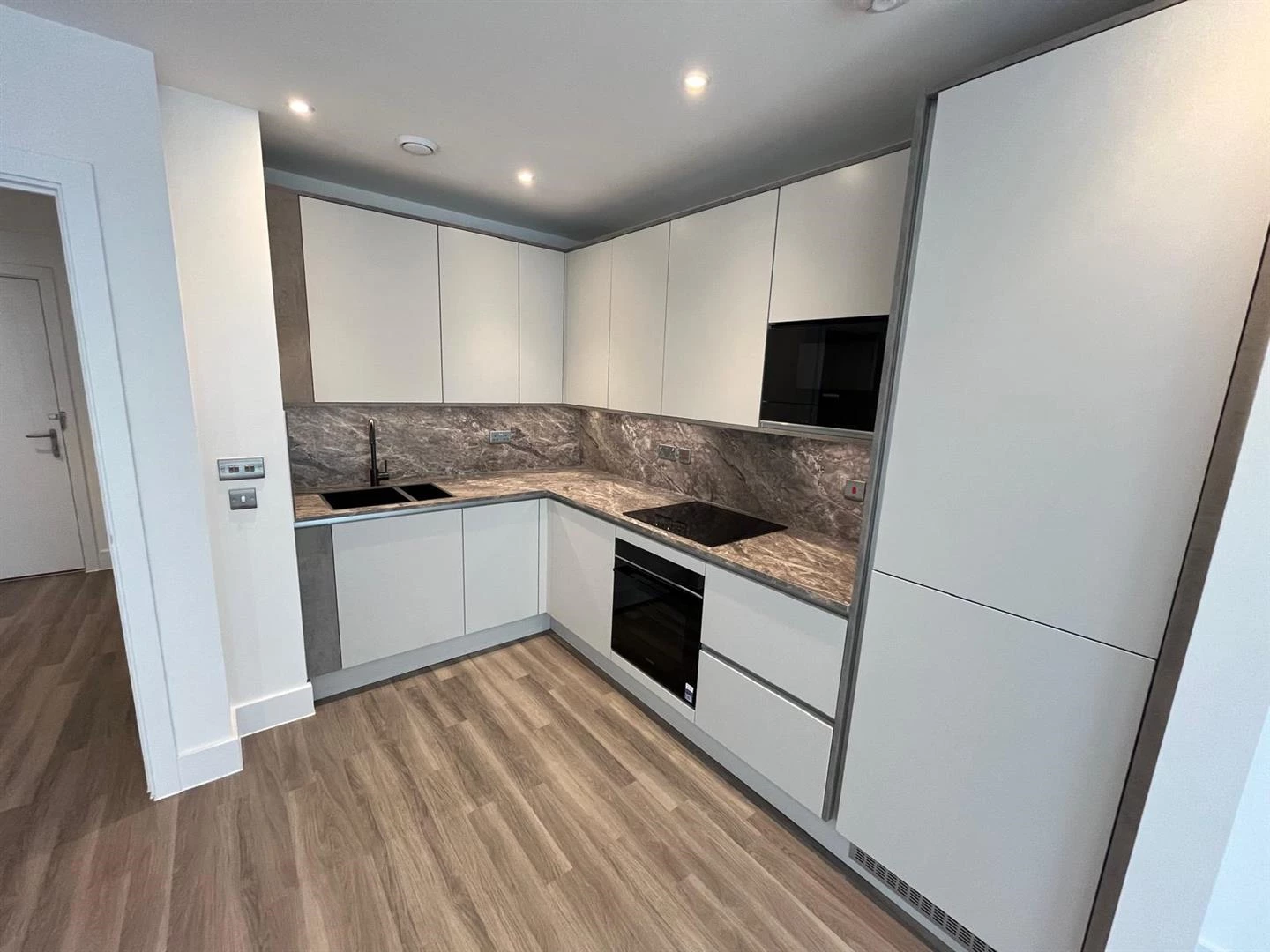 WhatsApp Image 2025-09-03 at 13.35.35 (8).jpeg