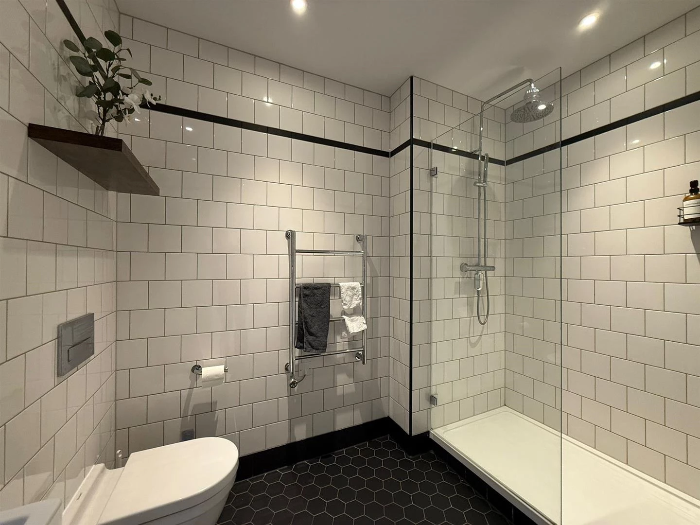 WhatsApp Image 2025-11-11 at 12.40.56 (6).jpeg