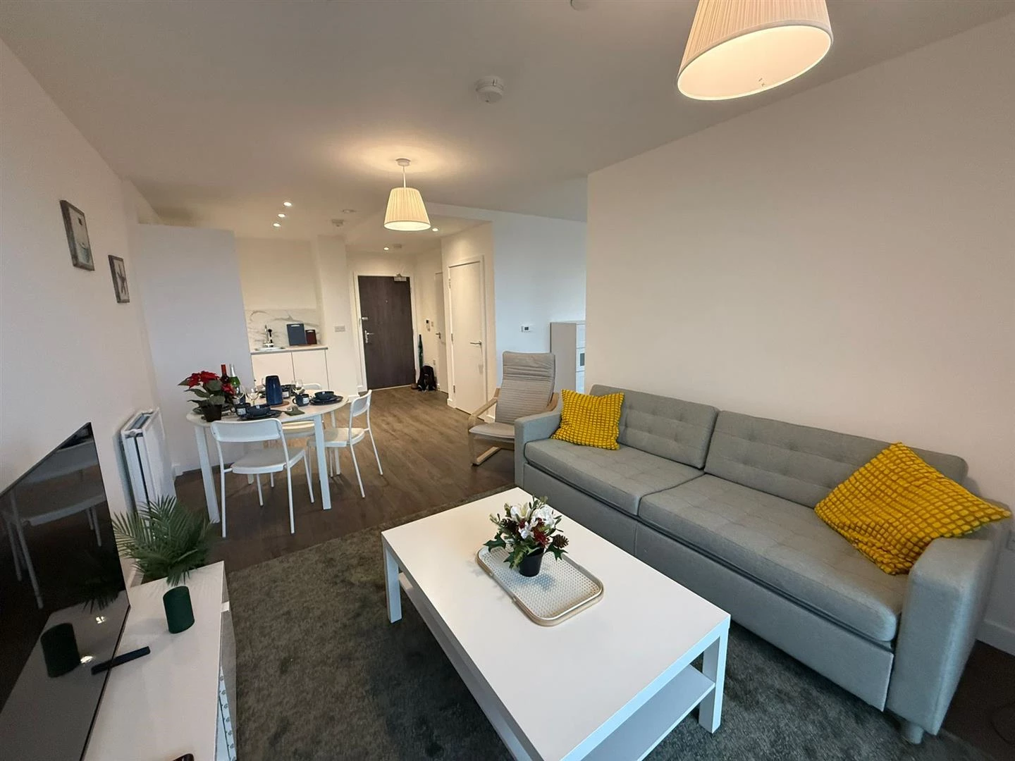 WhatsApp Image 2025-11-12 at 14.56.38 (5).jpeg