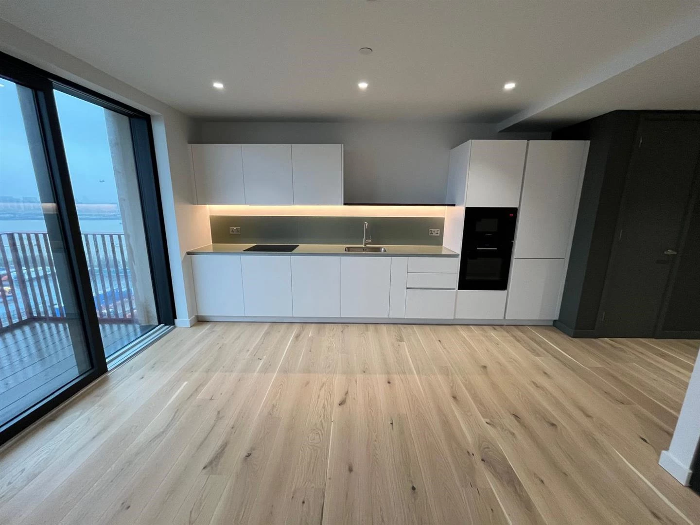 WhatsApp Image 2025-12-14 at 00.53.54 (5).jpeg