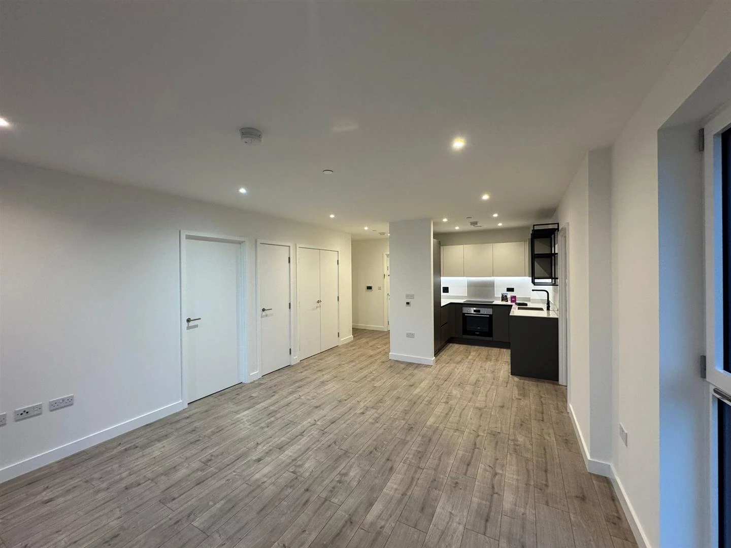 WhatsApp Image 2026-01-06 at 13.51.57 (9).jpeg