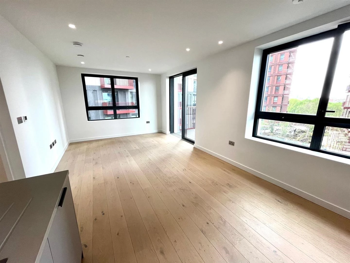 WhatsApp Image 2026-04-15 at 13.37.36 (7).jpeg