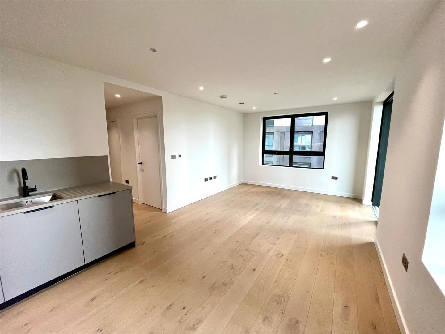 WhatsApp Image 2026-04-15 at 13.37.36 (8).jpeg