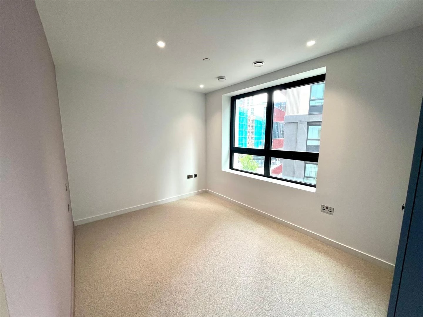 WhatsApp Image 2026-04-15 at 13.37.36 (3).jpeg