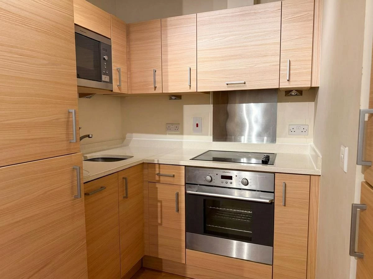 Firefly_Gemini Flash_brighten the photos 56055.png