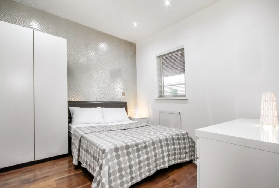 Ensuite Bedroom