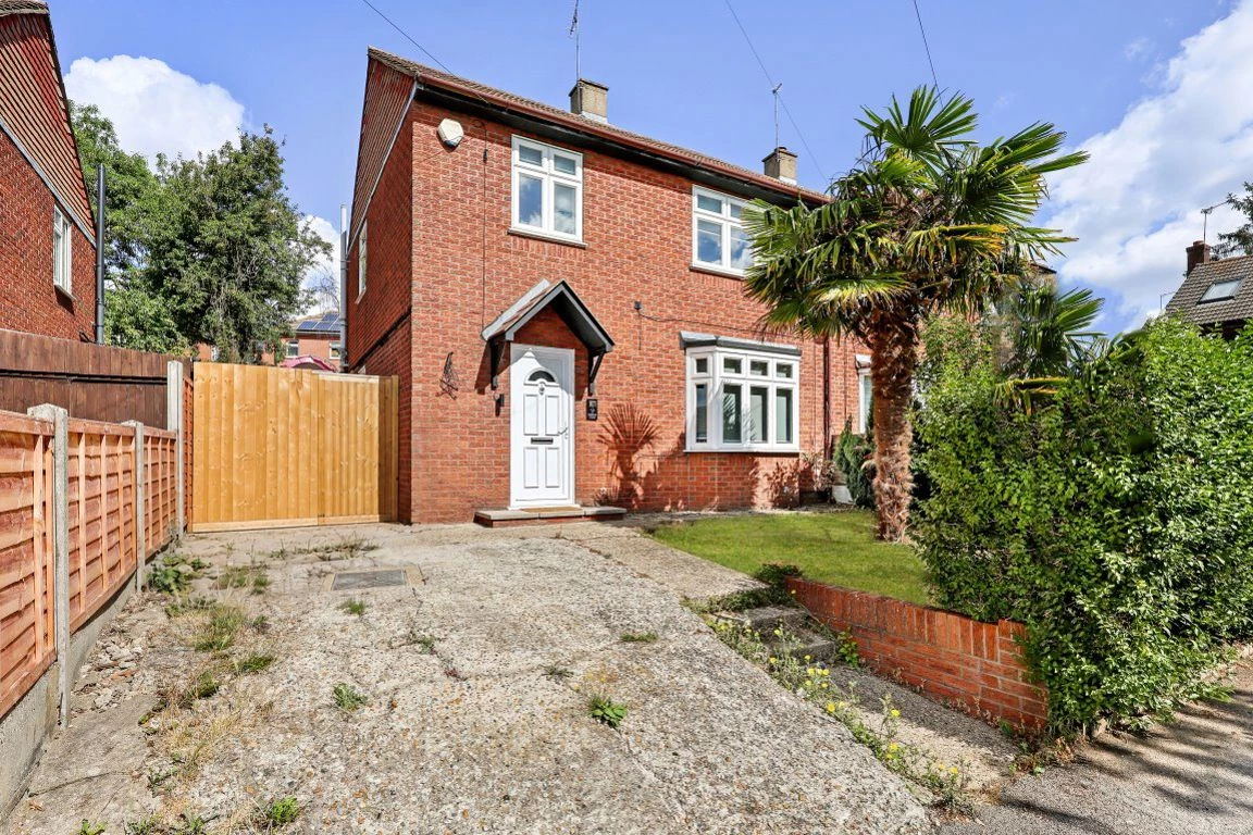 Property photo: Yardley Close, Chingford, London, E4