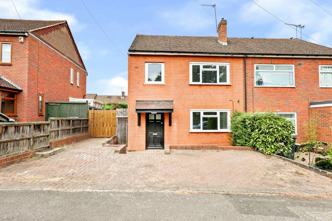 Property photo: Rookwood Gardens, Loughton, Essex, IG10