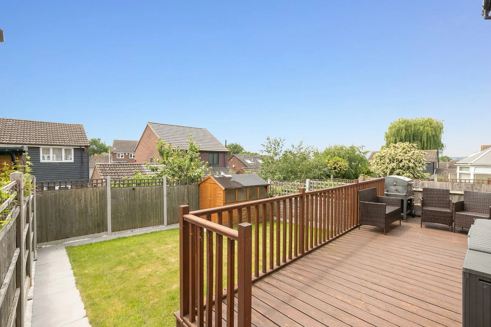 28 Gwynne - Garden.jpg