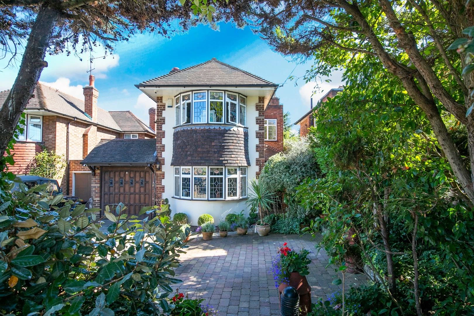 Property photo: Forest Edge, Buckhurst Hill, Essex, IG9