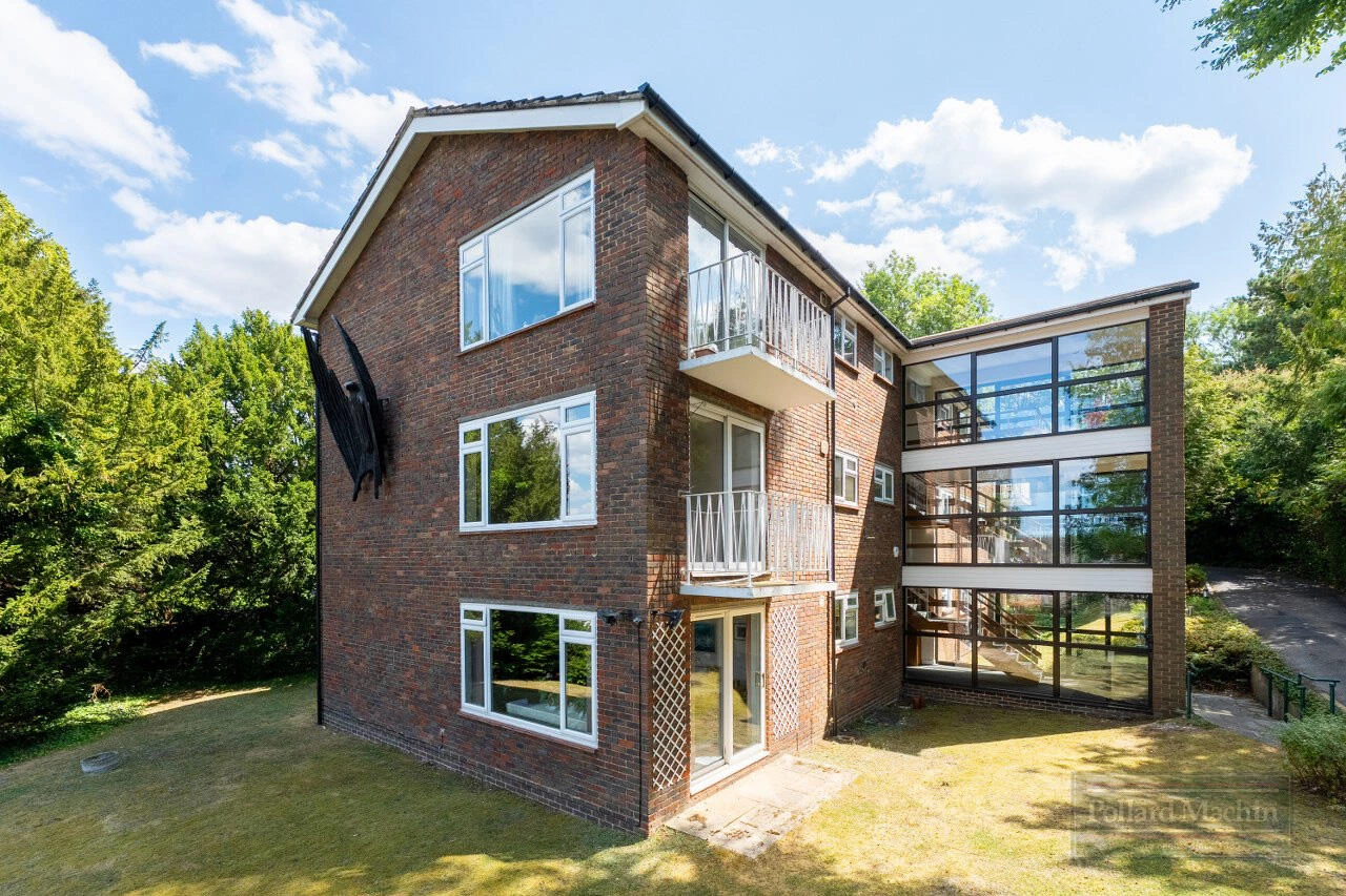 Property photo: South Croydon, Surrey, CR2