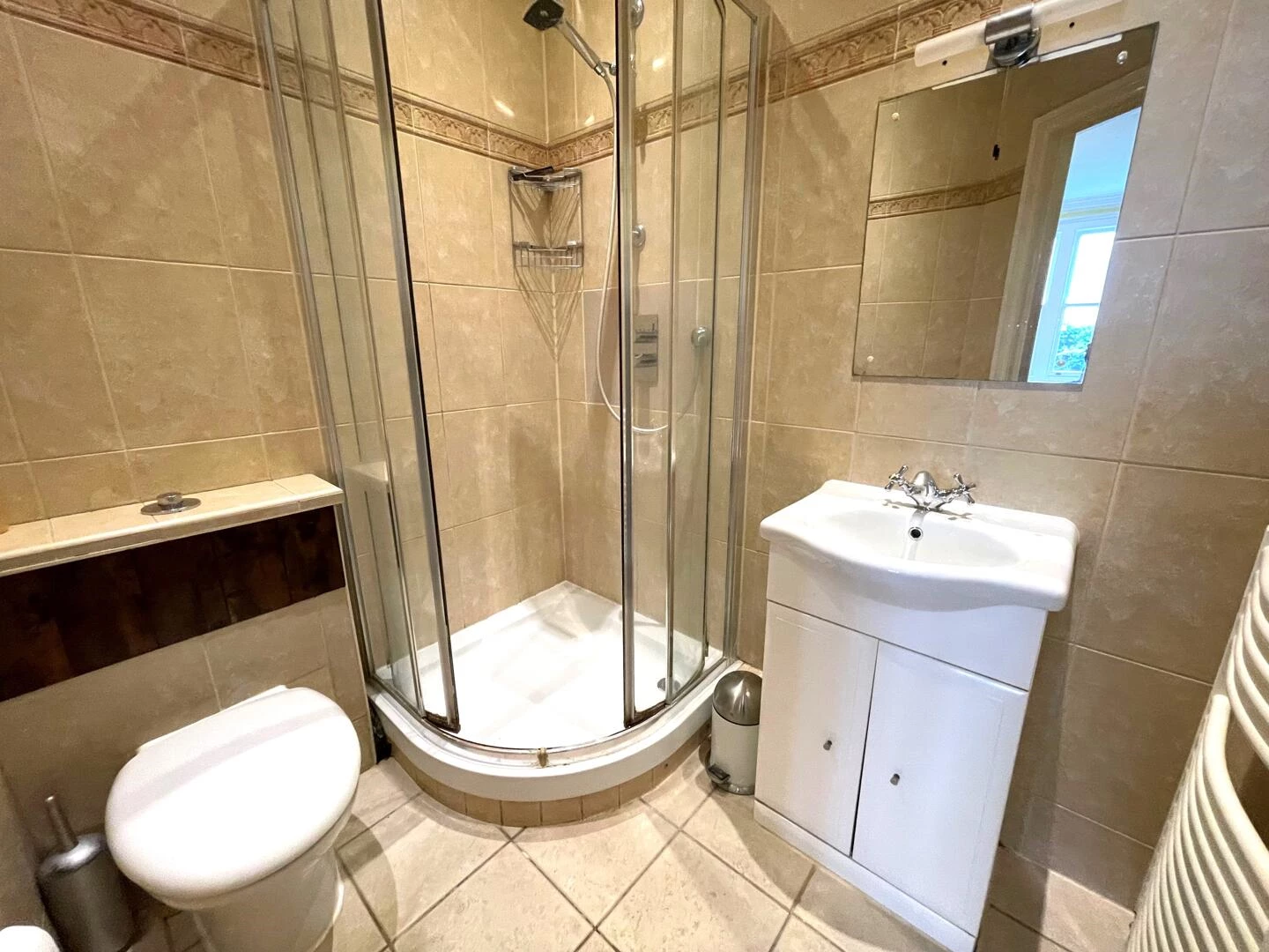 Ensuite