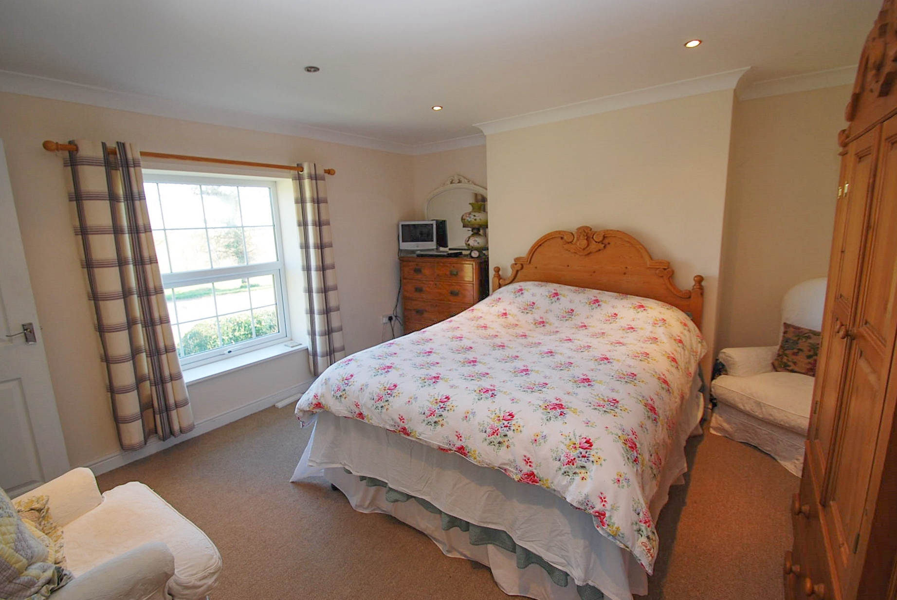 historic front bedroom photo