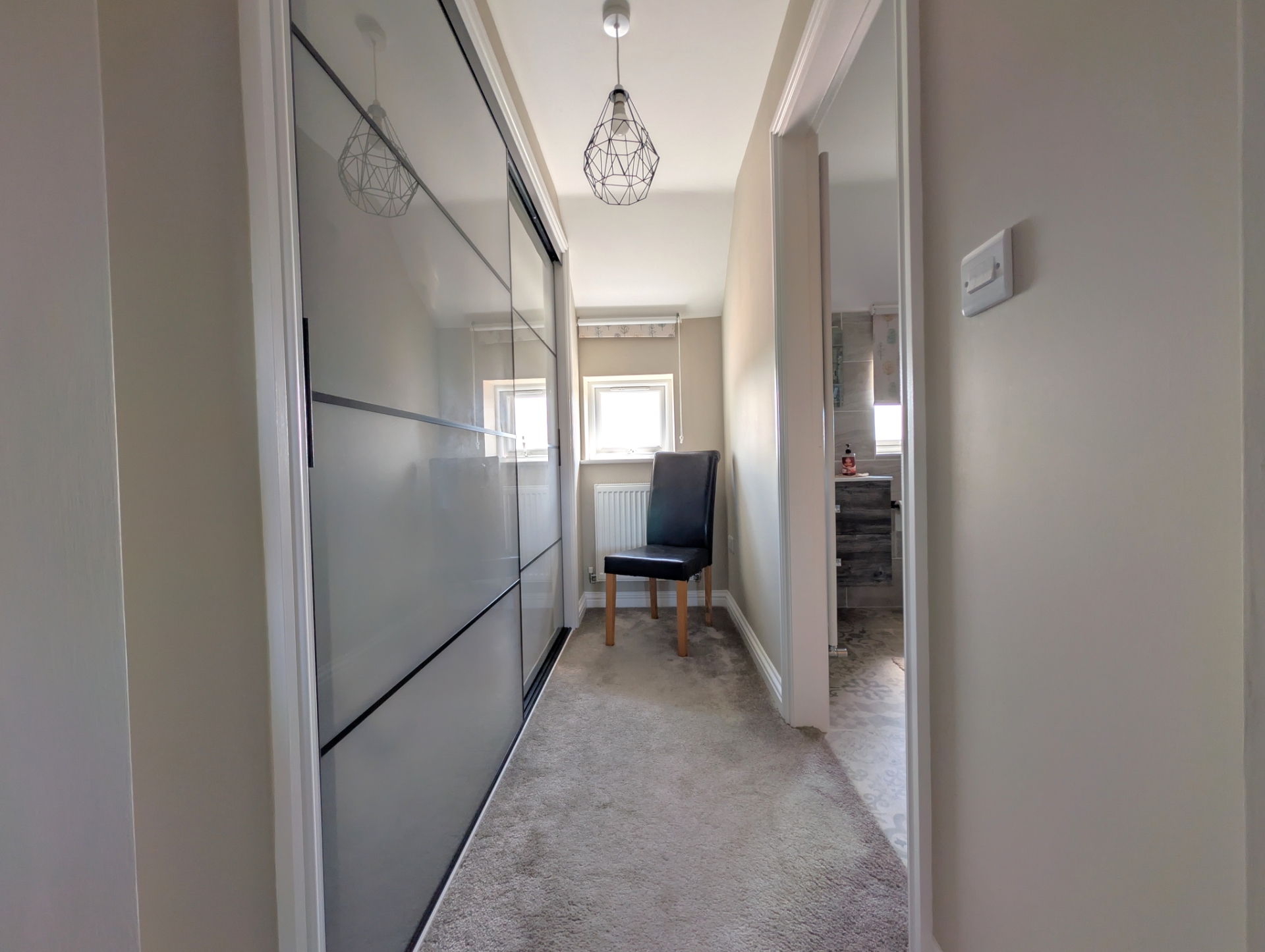 dressing room/wardrobe
