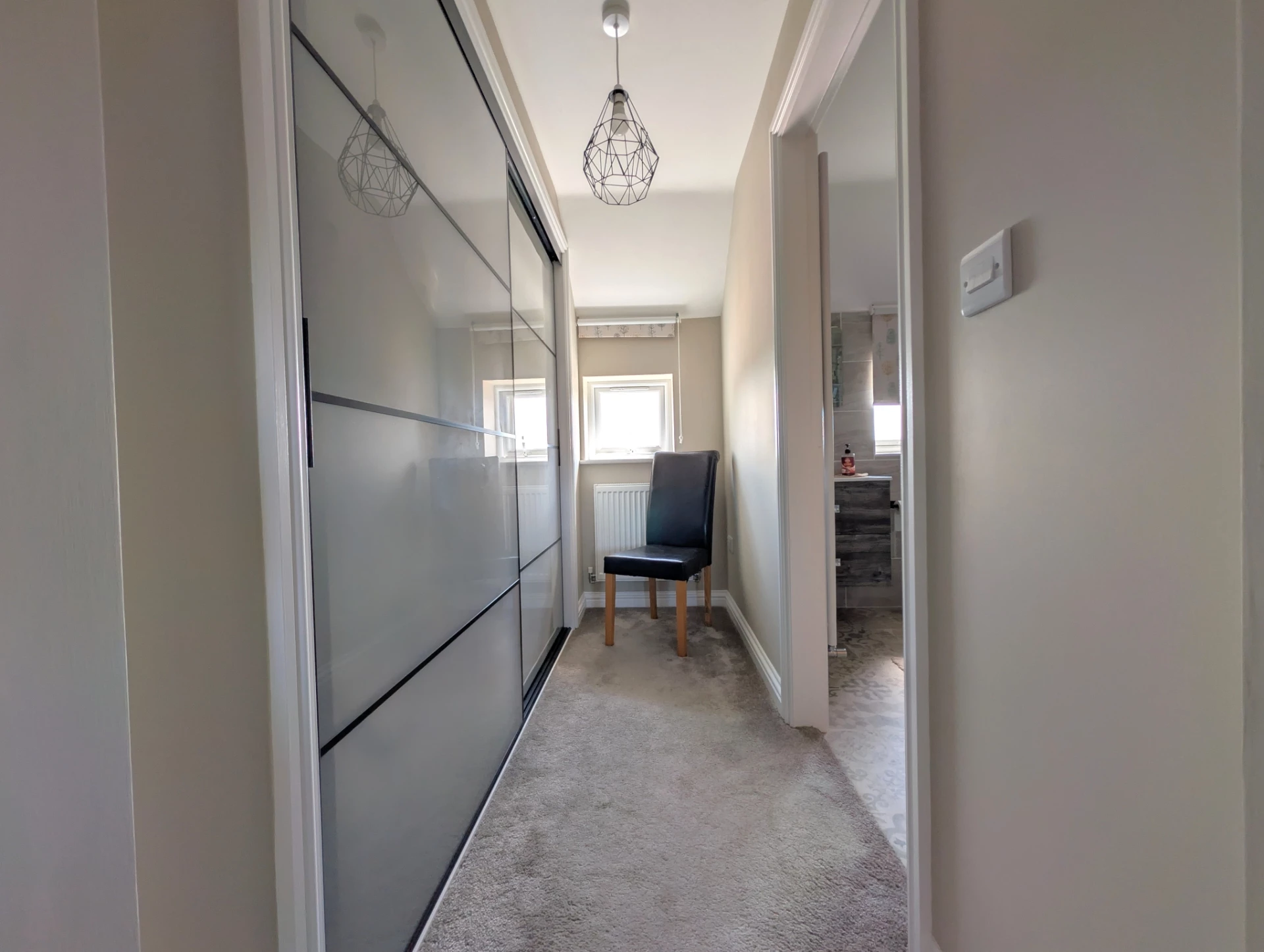 dressing room/wardrobe