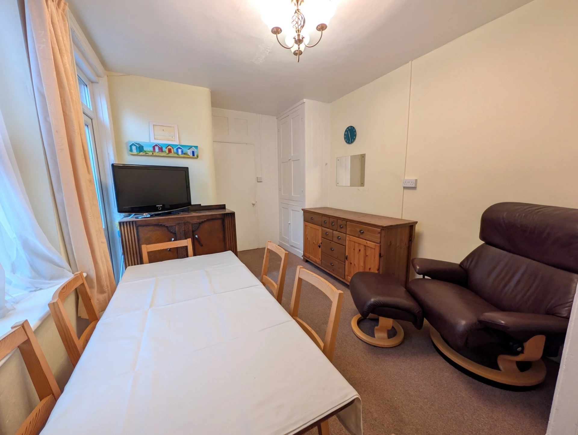 dining/breakfast room