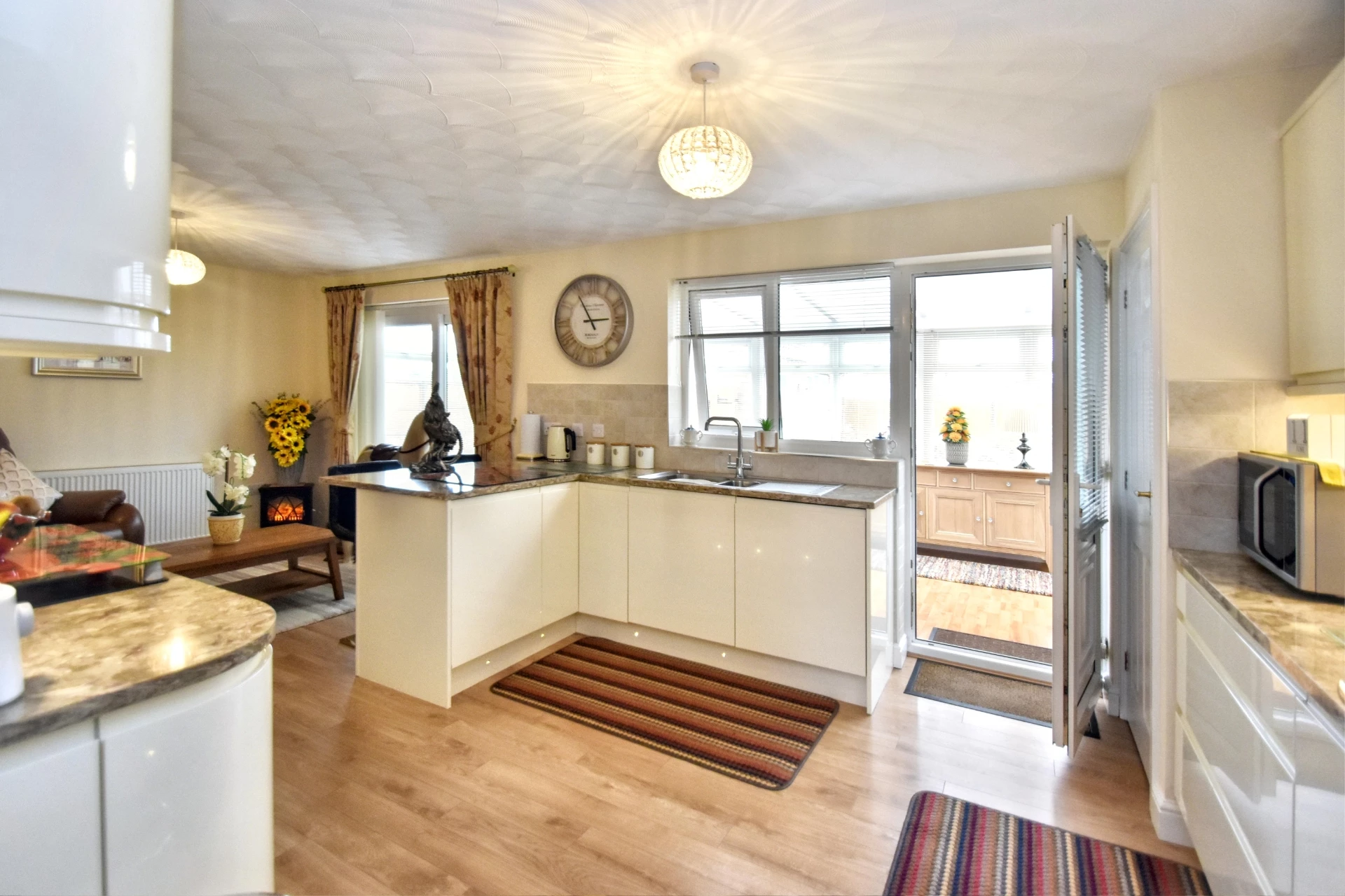 Dining Kitchen
