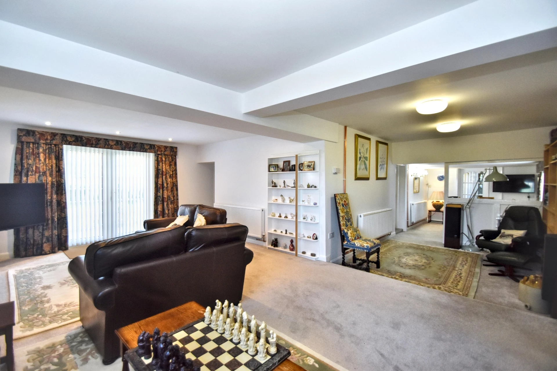 Lounge/Sitting Room